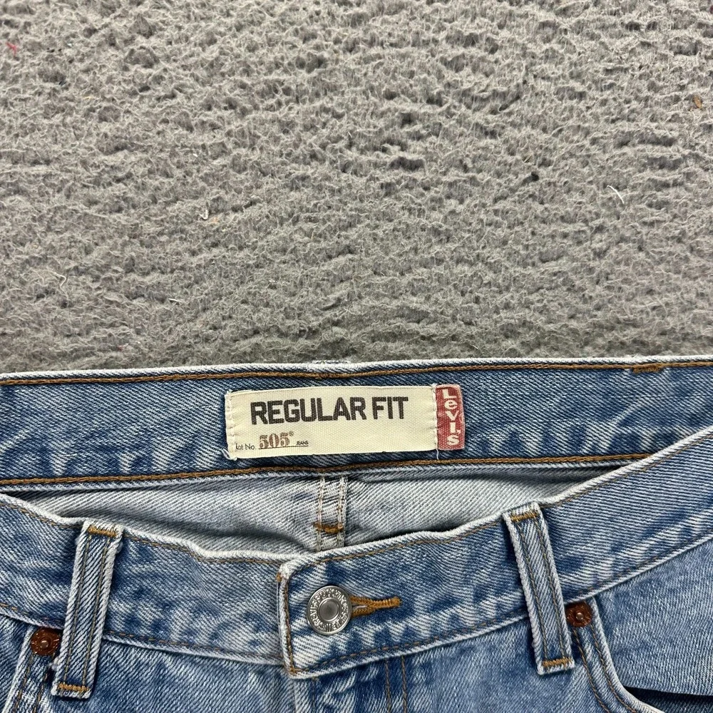Vintage Levi's 505 Jeans Mens 38x29 Blue Cotton Denim Straight Faded Workwear